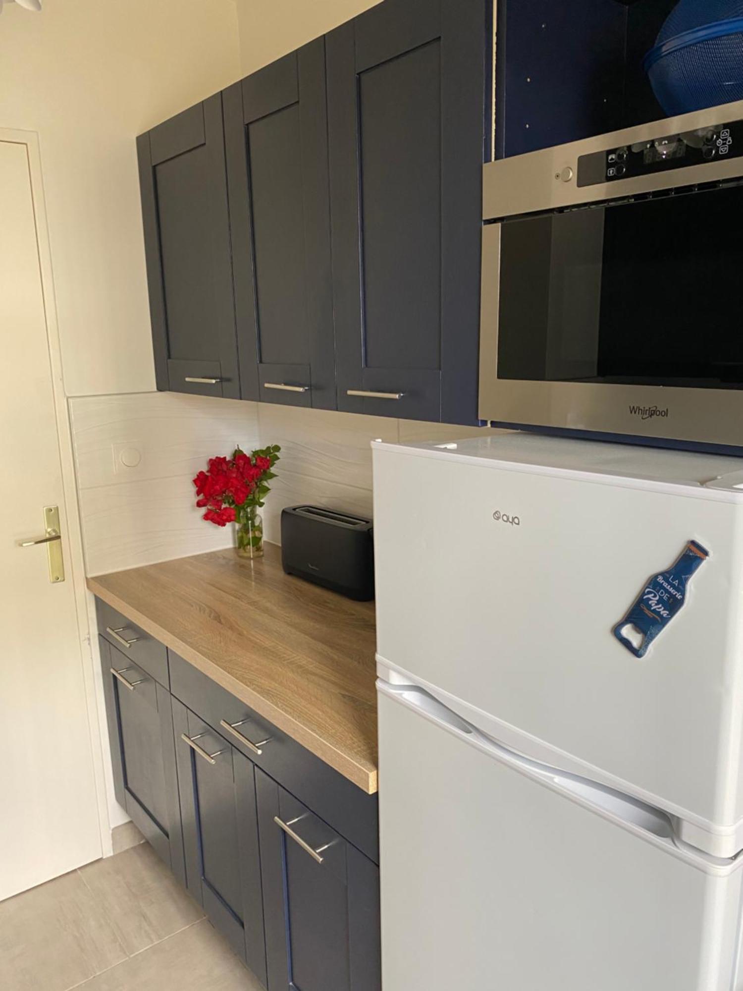 Appartement 65M2 Avec Balcon Vues Partielles Mer A 150M De La Plage Et Centre, Wifi Et Parking Prive Blonville-sur-Mer Exterior foto