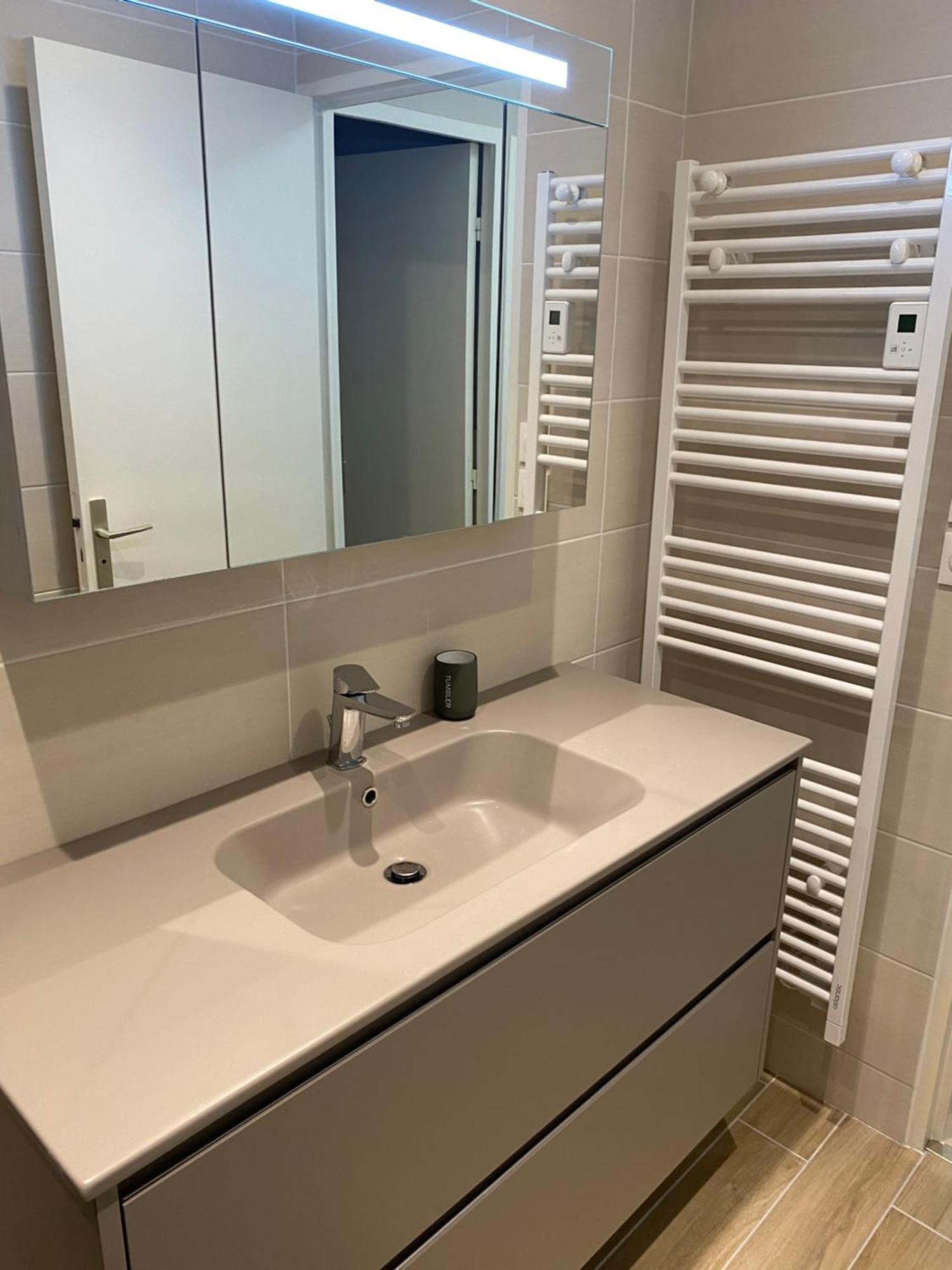 Appartement 65M2 Avec Balcon Vues Partielles Mer A 150M De La Plage Et Centre, Wifi Et Parking Prive Blonville-sur-Mer Exterior foto