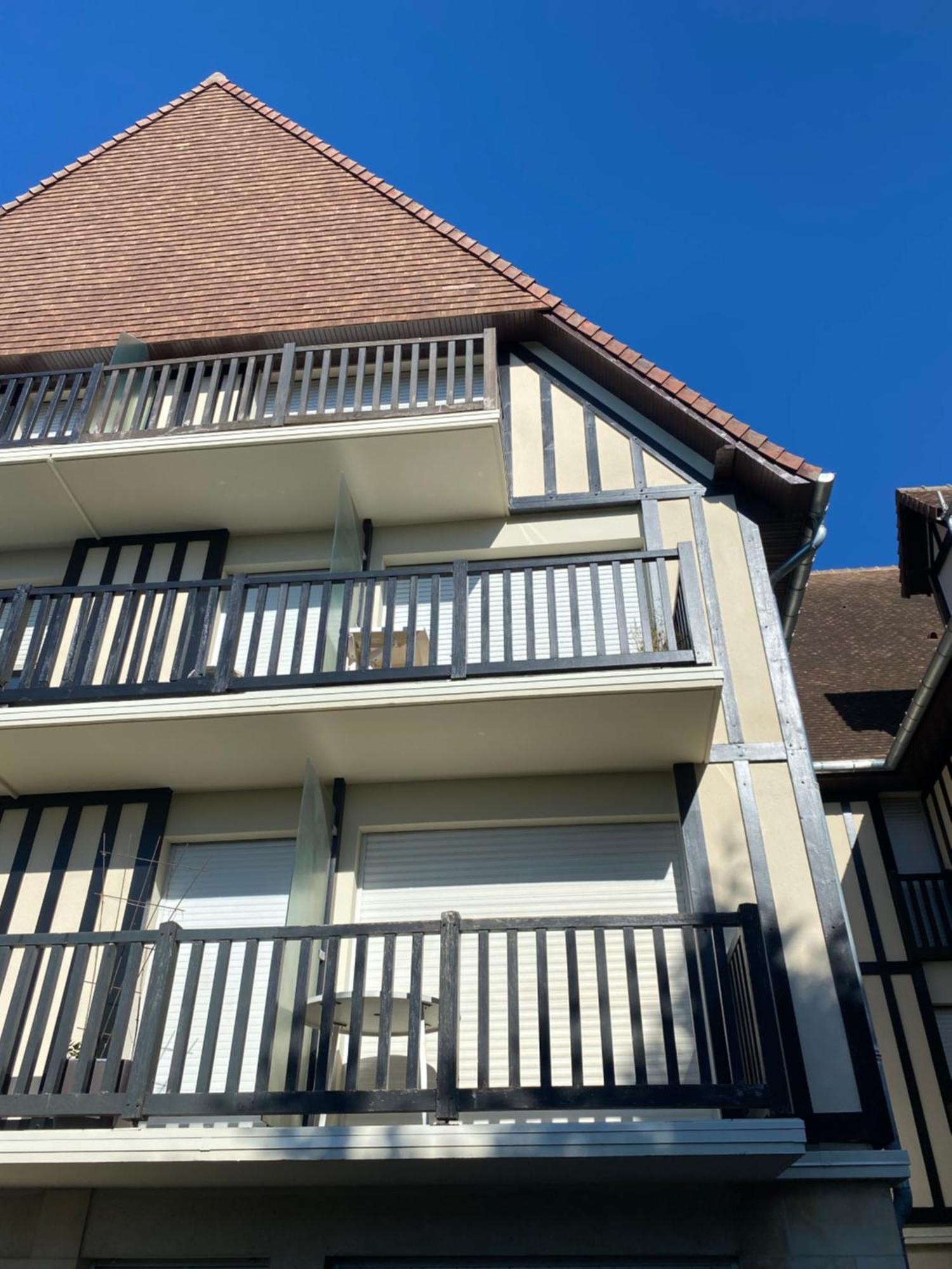 Appartement 65M2 Avec Balcon Vues Partielles Mer A 150M De La Plage Et Centre, Wifi Et Parking Prive Blonville-sur-Mer Exterior foto